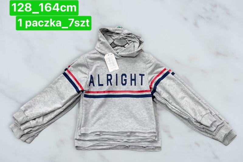 Bluza chłopięca Roz 128-164. 1 kolor Paczka 7 szt. 1