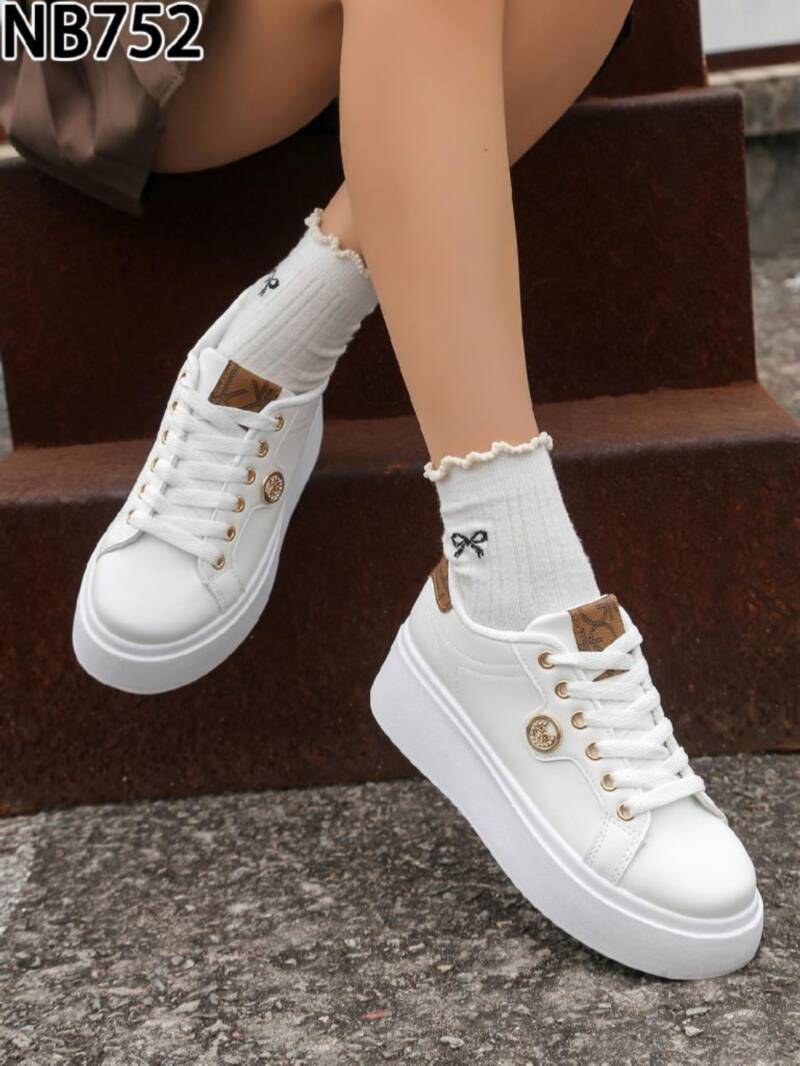 Trampki/Tenisówki Roz 36-41 / 12 par 1